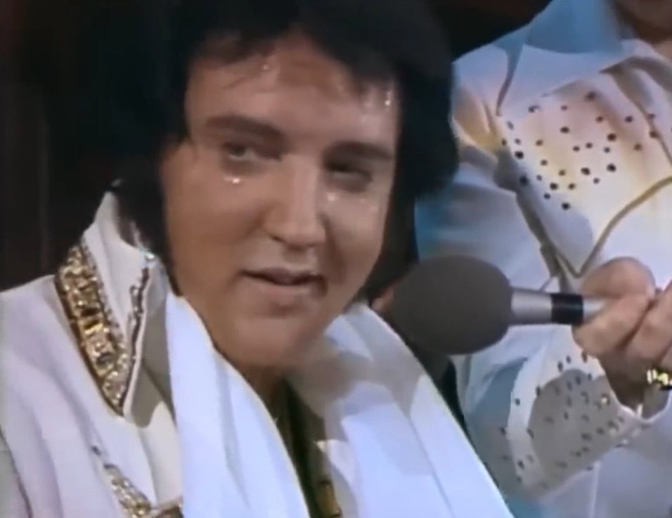 Elvis Presley – Unchained Melody (Rapid City June 21, 1977)